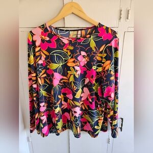 Lands End floral long sleeved stretchy blouse Size XL
